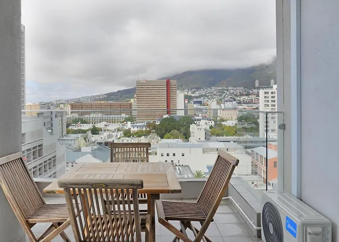 Sophia - Sunny Corner Apt, 180° Ocean, City & Mountain Views