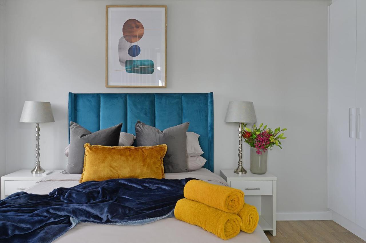 Appartement Sophia - Sunny Corner Apt, 180° Ocean, & Mountain Views