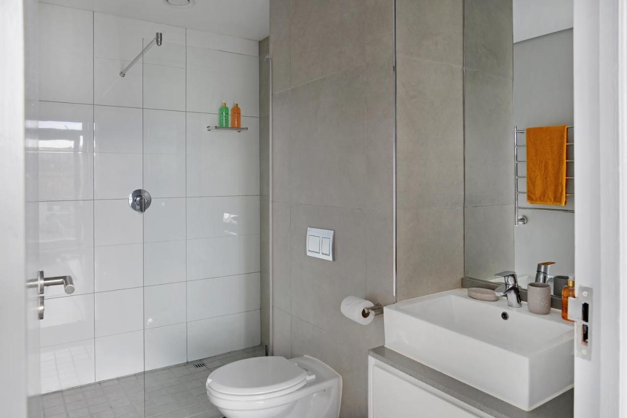 Appartement Sophia - Sunny Corner Apt, 180° Ocean, & Mountain Views Le Cap
