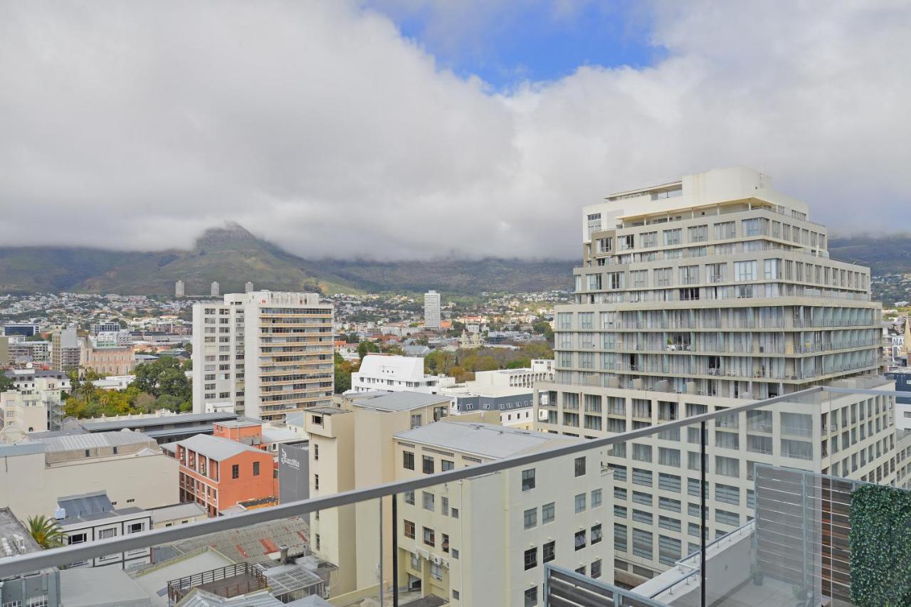 Sophia - Sunny Corner Apt, 180° Ocean, & Mountain Views Appartement Le Cap